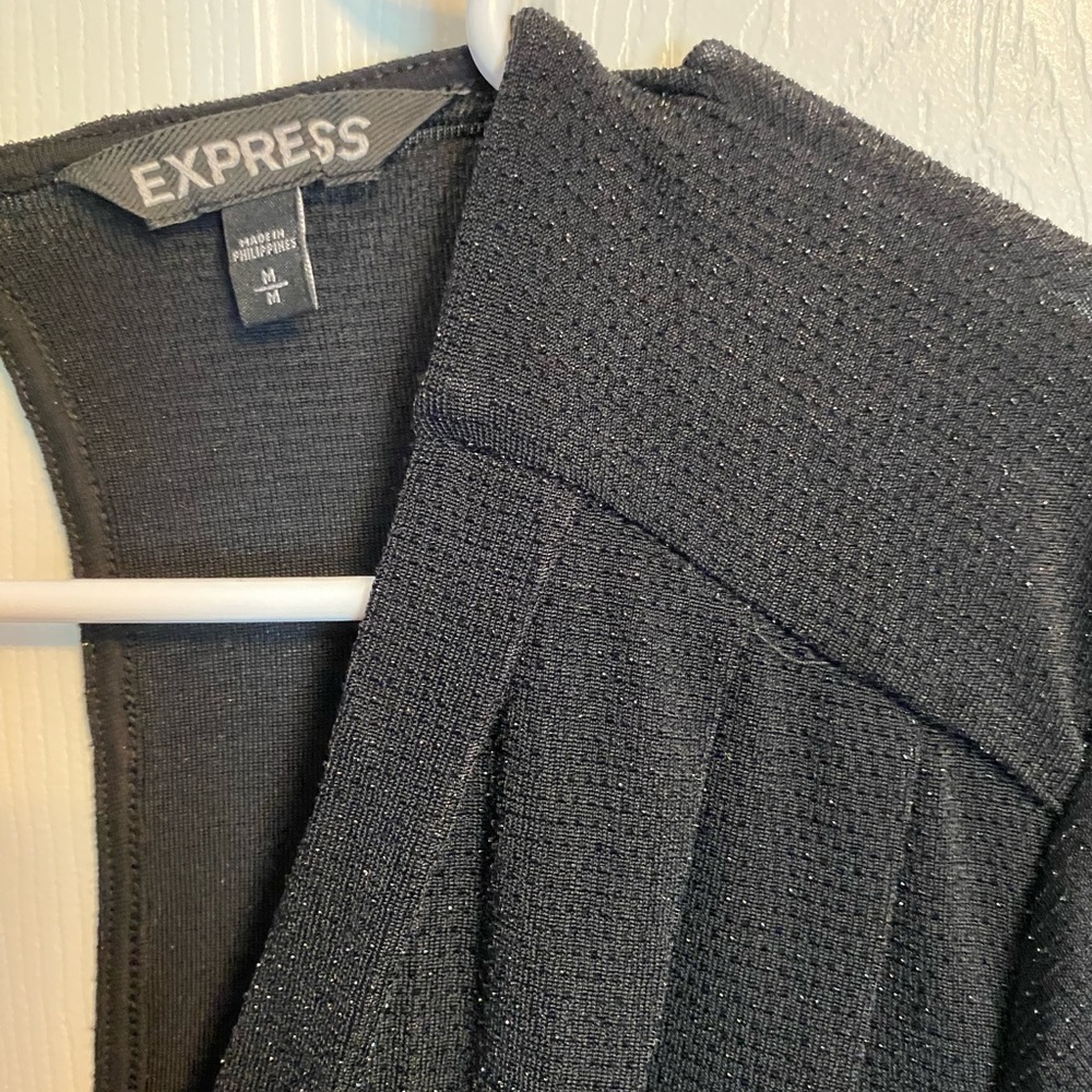 Express Lbd Size Medium - image 4